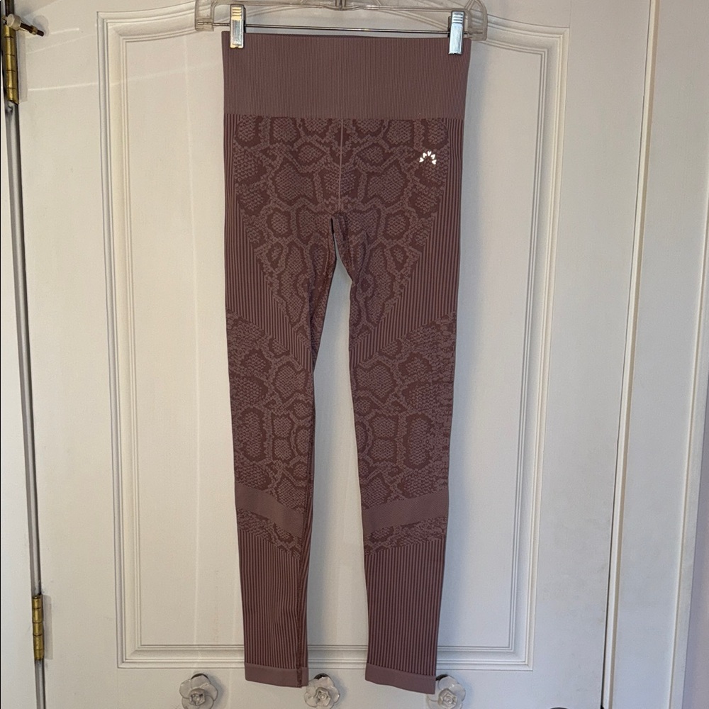 Varley Mauve High Waist Python Print Leggings Siz… - image 1